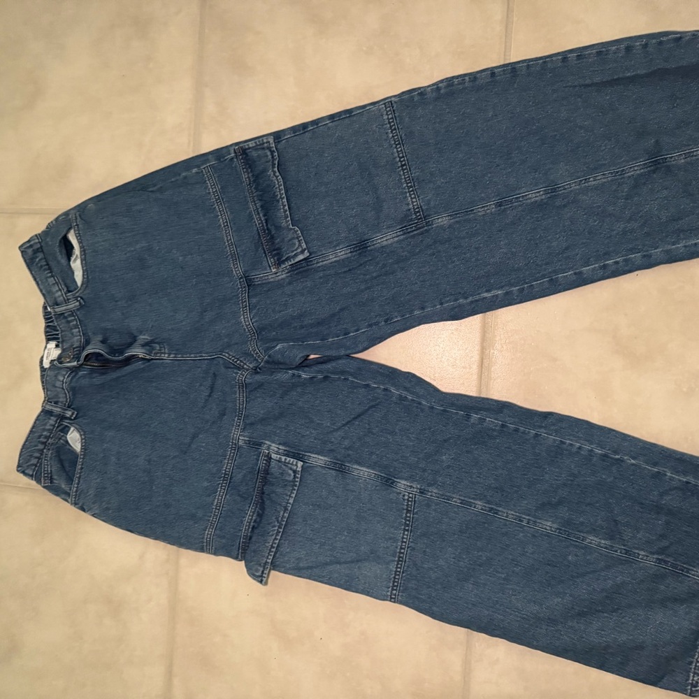 Forever 21 women cargo jeans wide leg